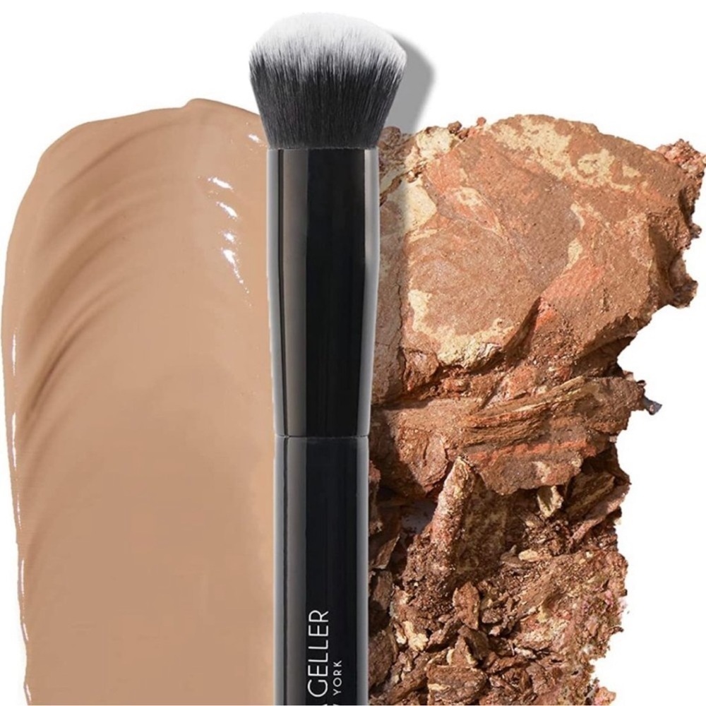 Laura Geller Foundation Brush Black Full Size High Bristle Count Ultra Soft NEW